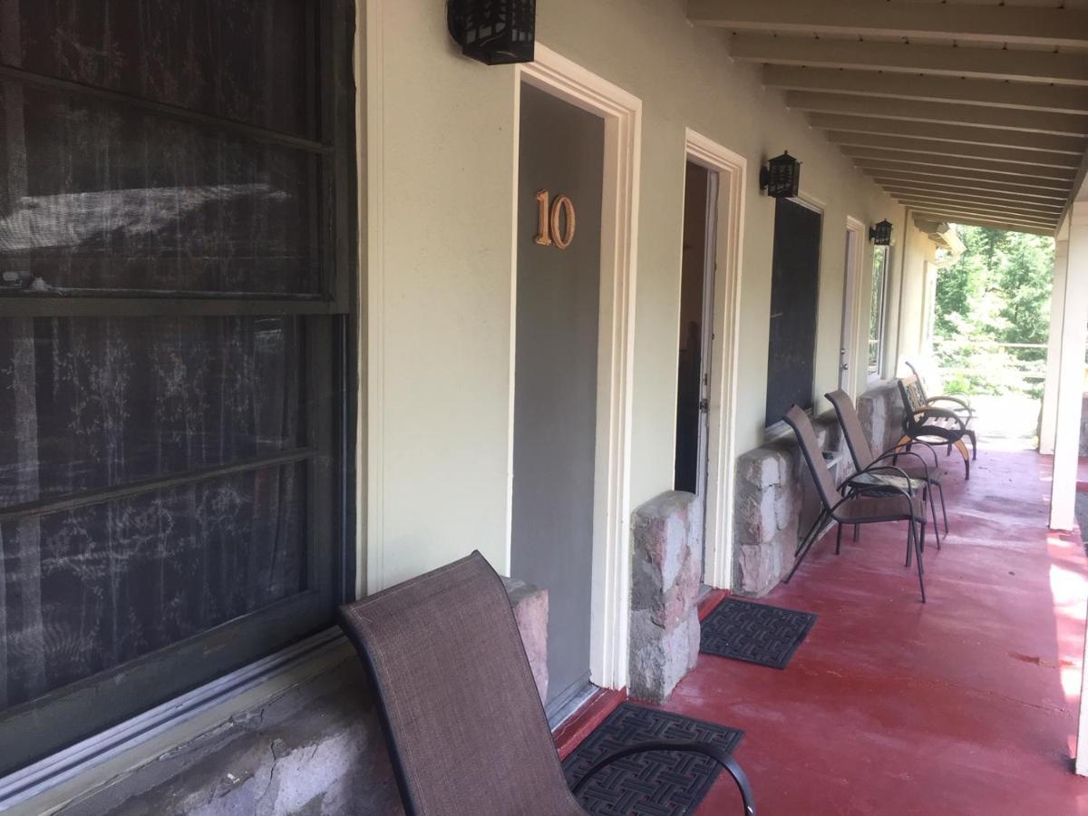 Dunsmuir Lodge 外观 照片