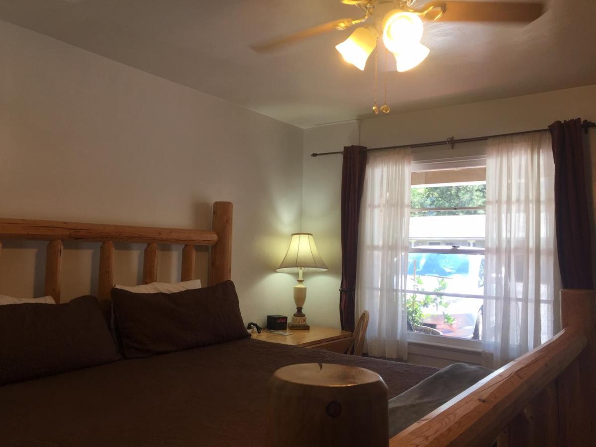 Dunsmuir Lodge 外观 照片